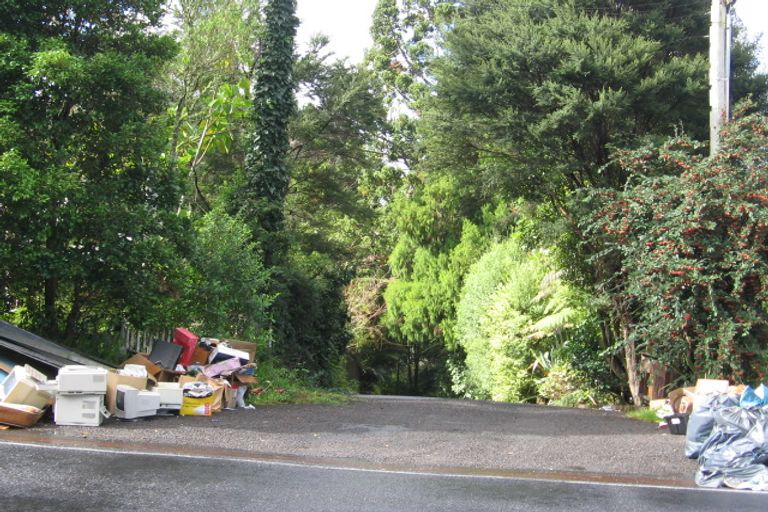 Photo of property in 186e Woodlands Park Road, Titirangi, Auckland, 0604