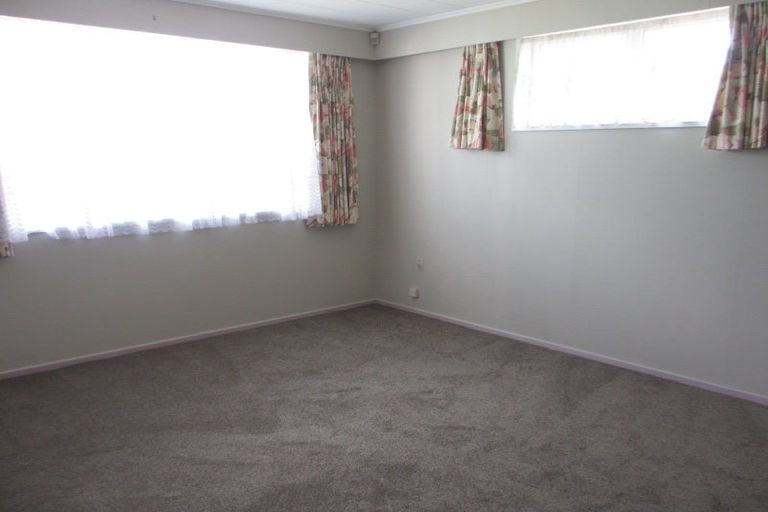 Photo of property in 110 Benmore Avenue, Cloverlea, Palmerston North, 4412