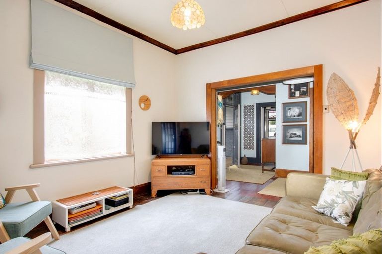 Photo of property in 32 Carnell Street, Napier South, Napier, 4110