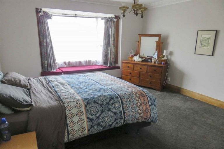 Photo of property in 12 Moa Street, Waikiwi, Invercargill, 9810