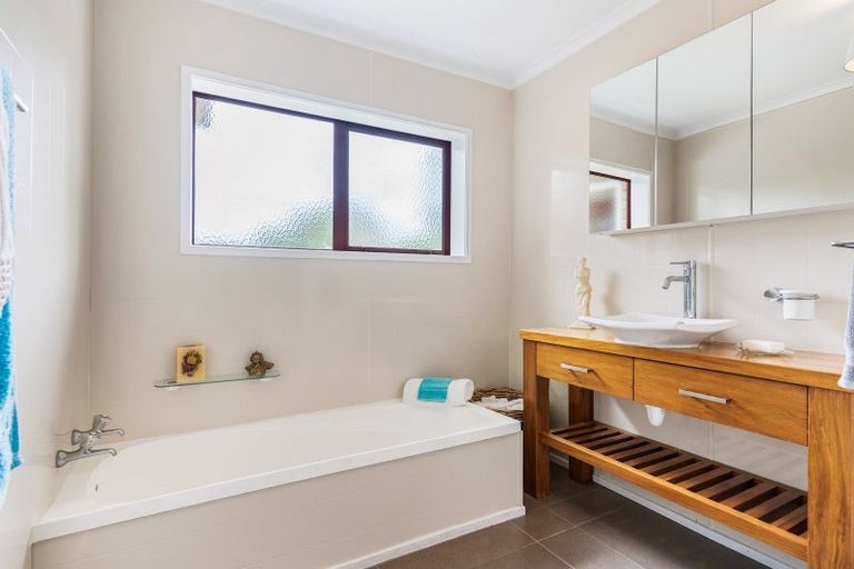 Photo of property in 105a Tobie Place, Whangamata, 3620