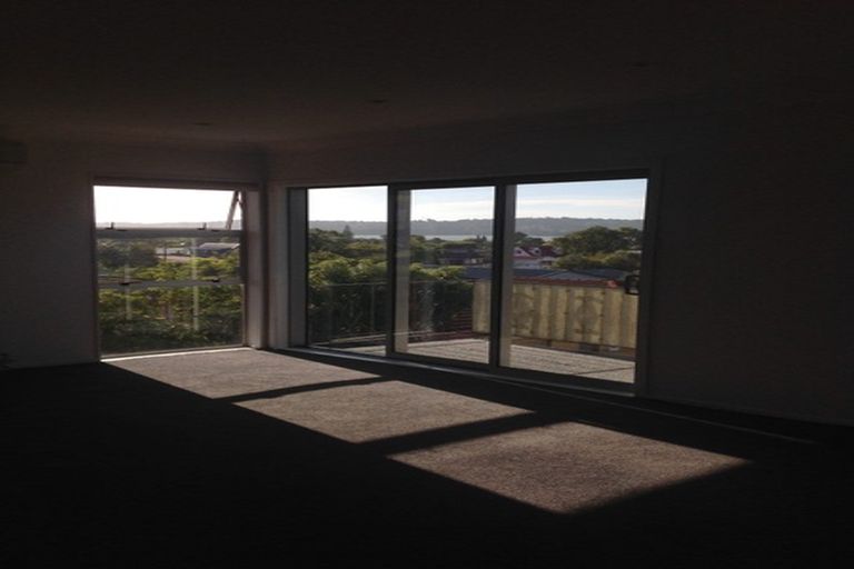 Photo of property in 1/32 Taylor Road, Mangere Bridge, Auckland, 2022