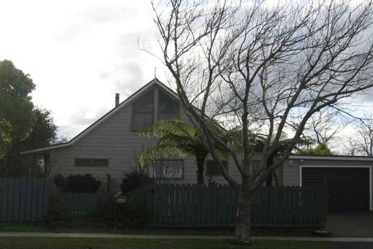 Photo of property in 28 Amanda Avenue, Dinsdale, Hamilton, 3204