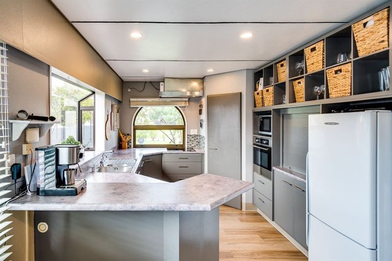 Photo of property in 38 Southwark Avenue, Tamatea, Napier, 4112