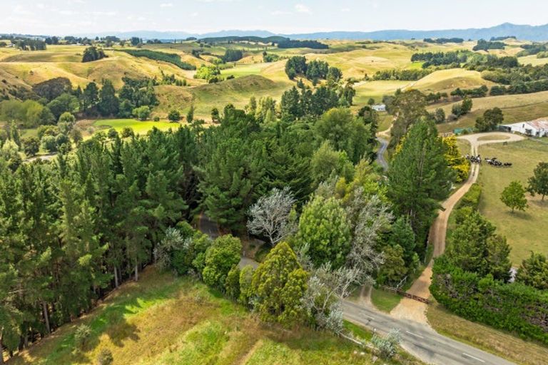 Photo of property in 1384 Taonui Road, Pohangina, Feilding, 4775