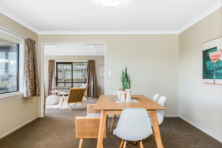 Photo of property in 5 The Top Gallant, Whitby, Porirua, 5024