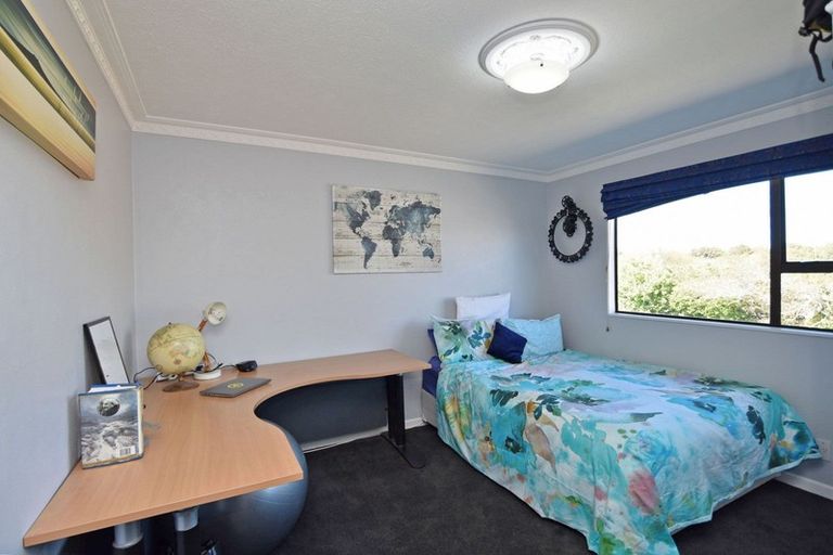 Photo of property in 708 Queens Drive, Waikiwi, Invercargill, 9810