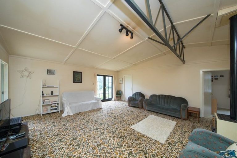 Photo of property in 484 Finnis Road, Pohangina, Feilding, 4775