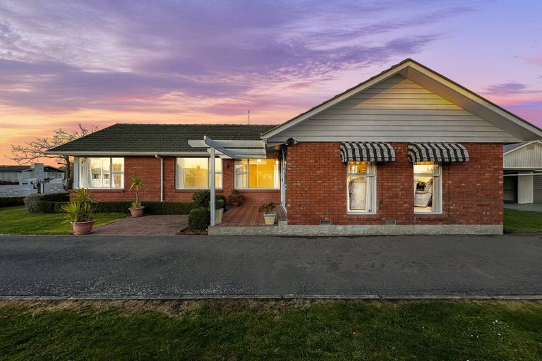 Photo of property in 15 Steele Street, Hornby, Christchurch, 8042