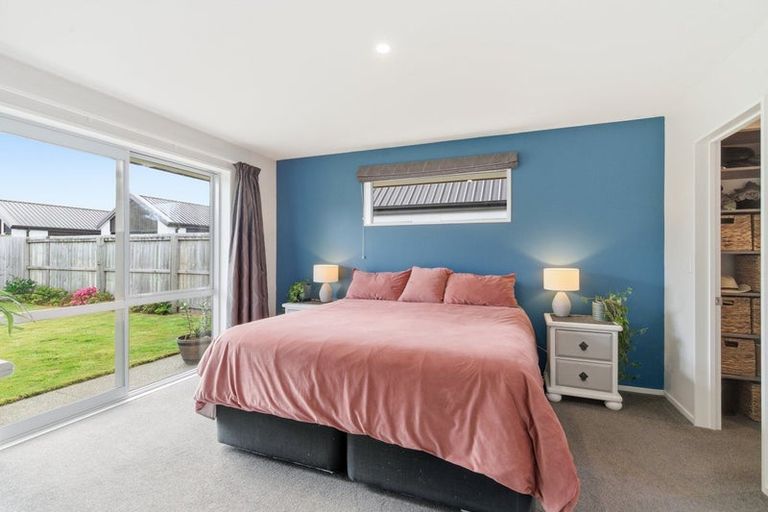 Photo of property in 23 Luxembourg Crescent, Halswell, Christchurch, 8025