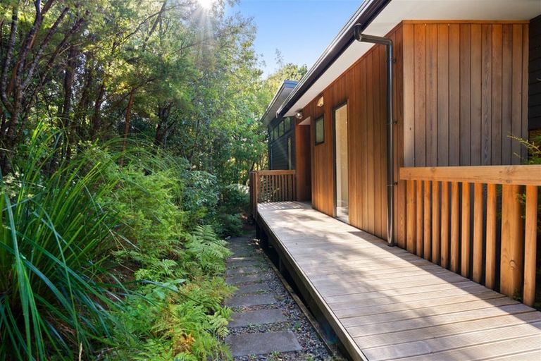 Photo of property in 10 Island View Close, Paihia, 0200