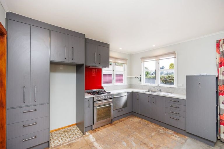 Photo of property in 8 Duff Crescent, Highbury, Palmerston North, 4412