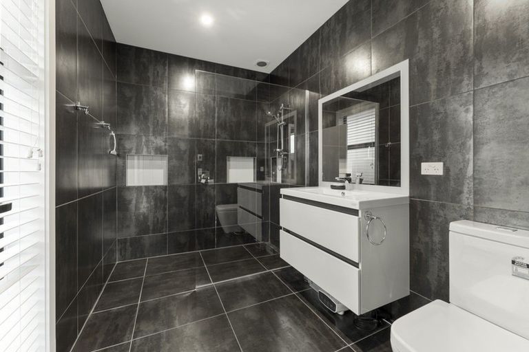 Photo of property in 39 Missy Crescent, Mount Pisa, Cromwell, 9383