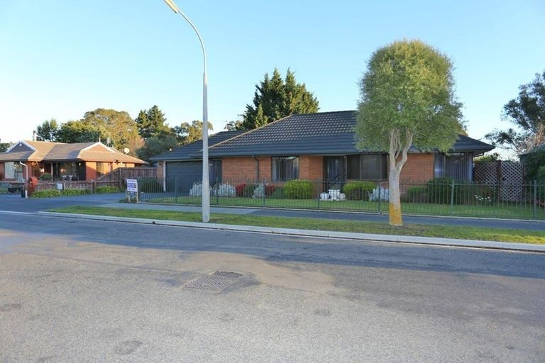 Photo of property in 37a Briarmont Street, Avondale, Christchurch, 8061