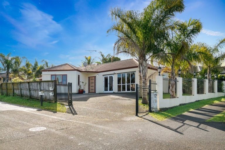Photo of property in 73 Rathmar Drive, Manurewa, Auckland, 2105