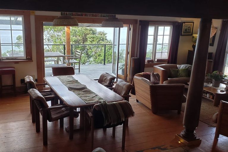 Photo of property in 102 Beach Road, Onerahi, Whangarei, 0110