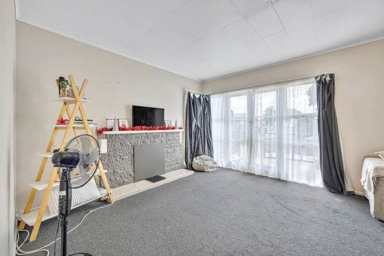 Photo of property in 17 Dawson Road, Otara, Auckland, 2023