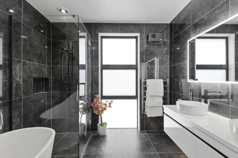 Photo of property in 173b West Belt, Rangiora, 7400