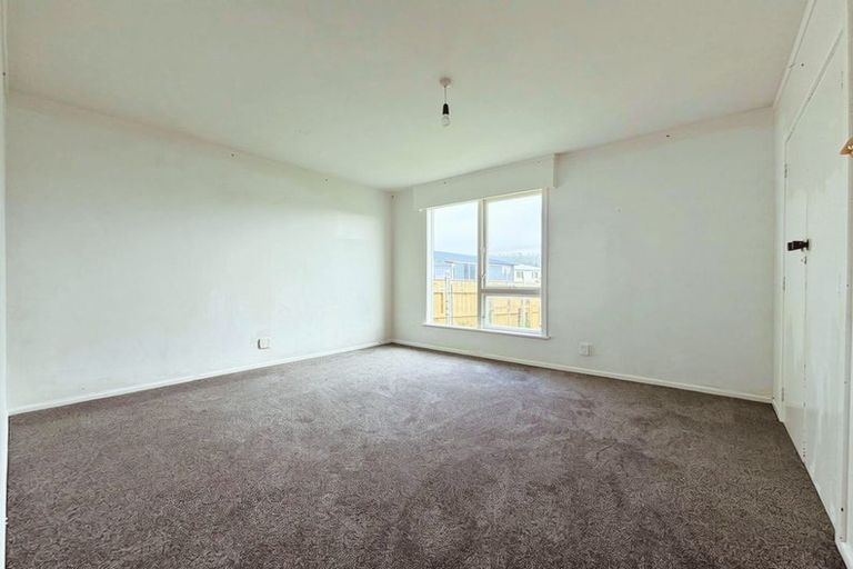 Photo of property in 5-7 Hazard Grove, Cannons Creek, Porirua, 5024