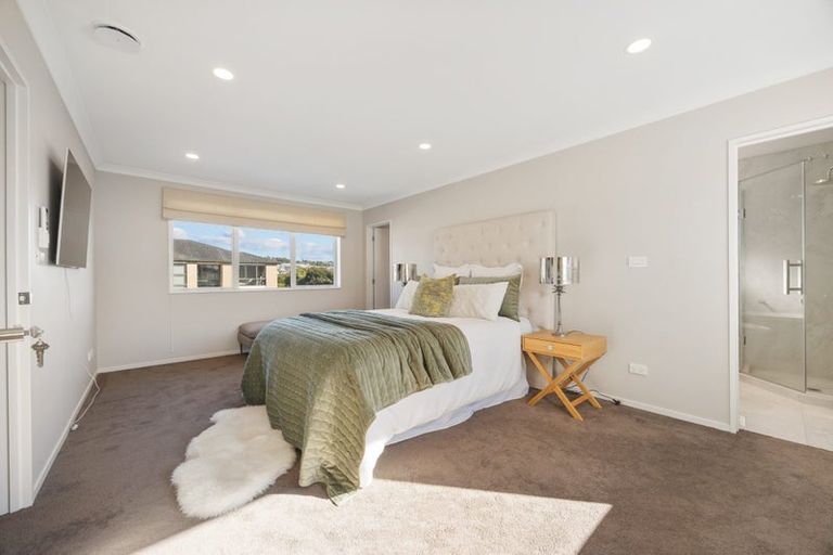Photo of property in 5 Creggan Crescent, Flat Bush, Auckland, 2019