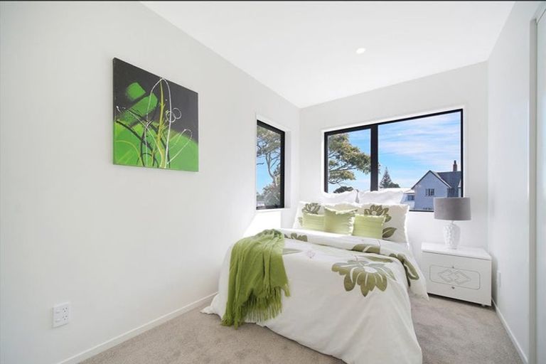 Photo of property in 3/32 Sunlands Drive, Manurewa, Auckland, 2102