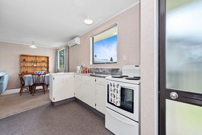 Photo of property in 19 Rigter Place, Enderley, Hamilton, 3214