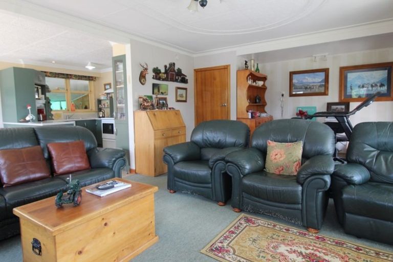 Photo of property in 836 Winton Hedgehope Highway, Browns, Winton, 9781