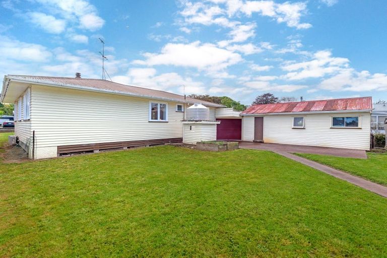 Photo of property in 92 Oak Street, Mangapapa, Gisborne, 4010