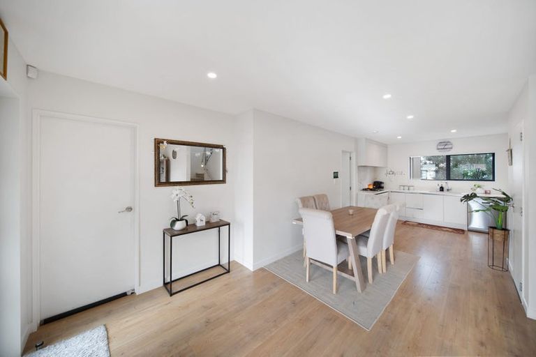 Photo of property in 6 Nga Waka Place, Mangere, Auckland, 2022