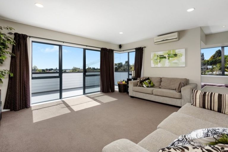 Photo of property in 17 Seymour Place, Bellevue, Tauranga, 3110
