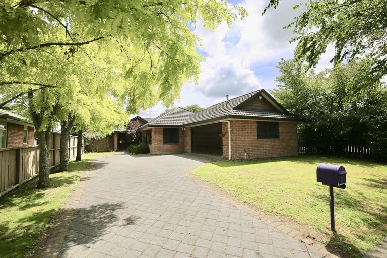 Photo of property in 5 Sarindah Place, Fairview Downs, Hamilton, 3214