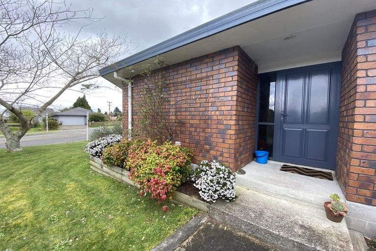 Photo of property in 41 Warwick Drive, Owhata, Rotorua, 3010