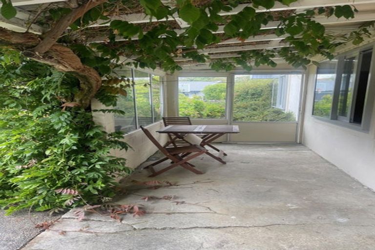 Photo of property in 10 Beech Street, Wanaka, 9305