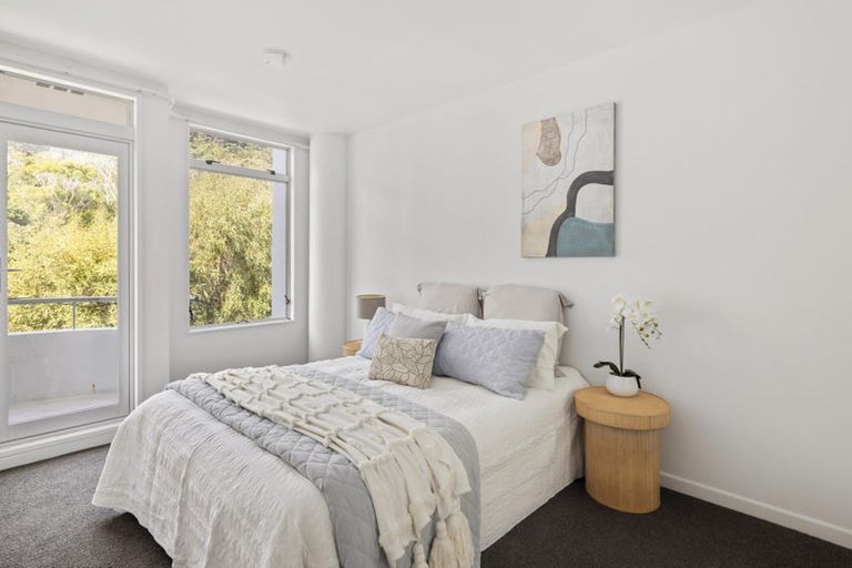 Photo of property in 18-27 Lawson Place, Mount Victoria, Wellington, 6011