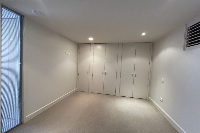 Photo of property in Shelley Bay Terraces, 12/61 Maupuia Road, Maupuia, Wellington, 6022