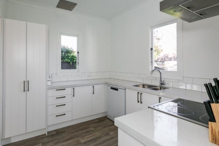 Photo of property in 302 Charles Street, Saint Leonards, Hastings, 4120