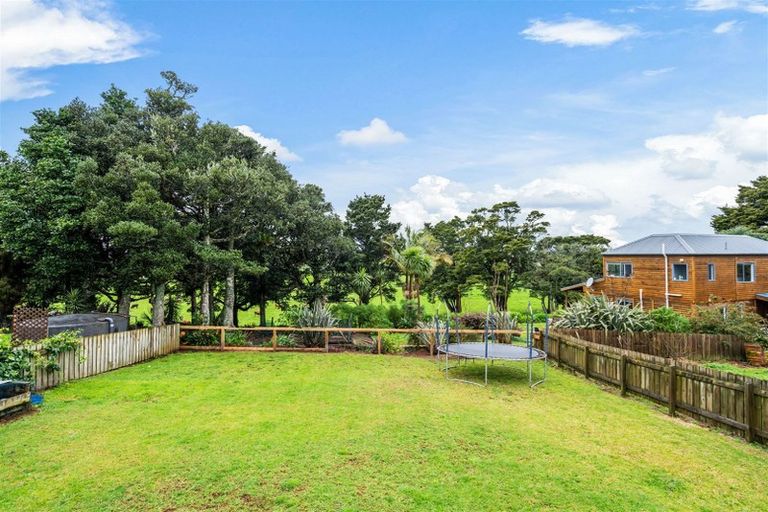 Photo of property in 5 Tauraroa Road, Maungakaramea, Whangarei, 0178