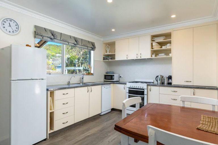 Photo of property in 30 Buller Street, Picton, 7220