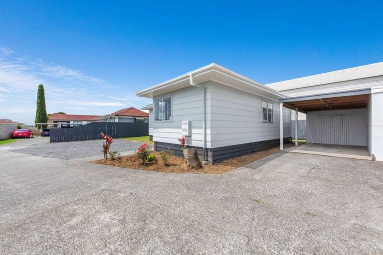 Photo of property in 1/17 Dunstan Place, Otara, Auckland, 2023