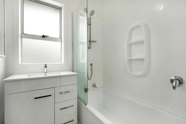 Photo of property in 18 Tomin Road, Glenview, Hamilton, 3206