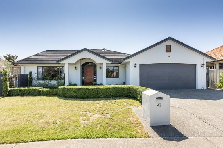 Photo of property in 41 Russell Robertson Drive, Havelock North, 4130