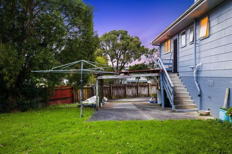 Photo of property in 4 Backhurst Grove, Massey, Auckland, 0614