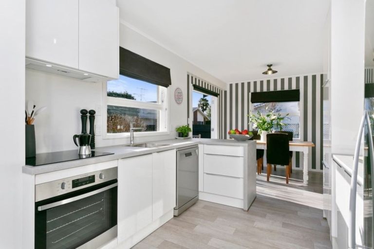 Photo of property in 6 Glover Street, Leamington, Cambridge, 3432