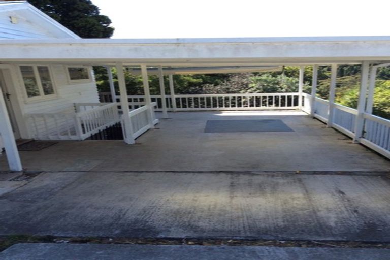 Photo of property in 29 Island Bay Road, Beach Haven, Auckland, 0626