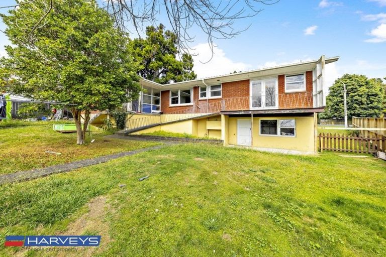 Photo of property in 4 Butterworth Avenue, Opaheke, Papakura, 2113