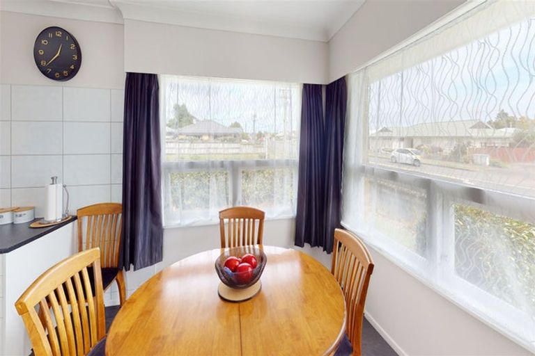 Photo of property in 146 Bath Street, Levin, 5510