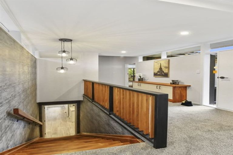 Photo of property in 18a Hillcrest Grove, Hillpark, Auckland, 2102