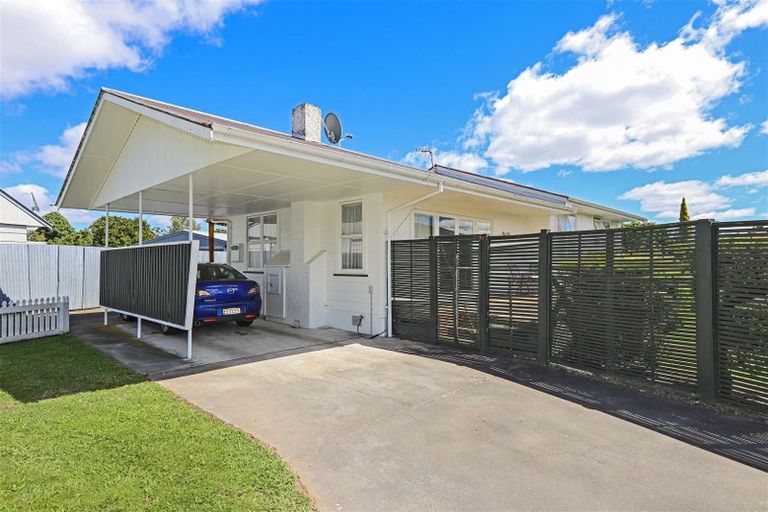 Photo of property in 104 Wilson Road, Flaxmere, Hastings, 4120