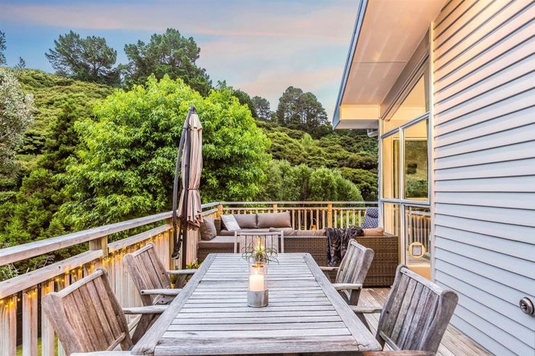 Photo of property in 17 Carvel Lane, Whitby, Porirua, 5024