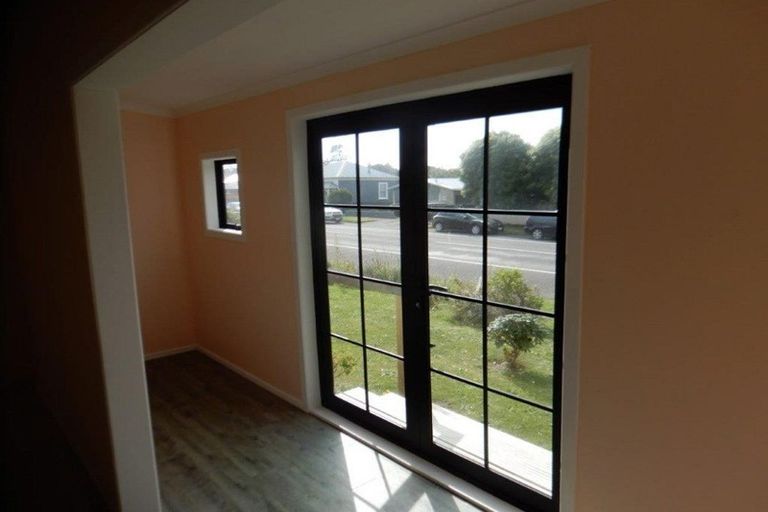 Photo of property in 16 Erin Street, Hawera, 4610